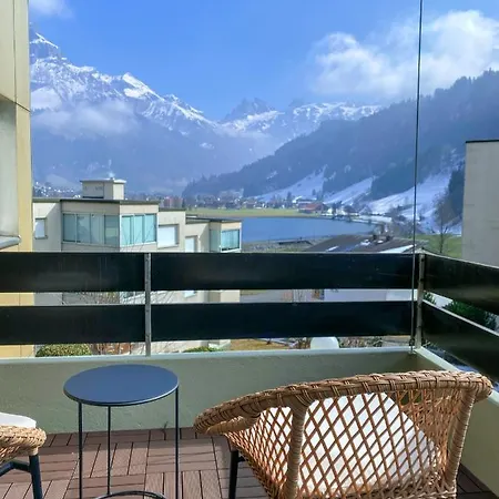 Lägenhet Wunderstay Alpine 203 Chic With Balcony, Mountain And View