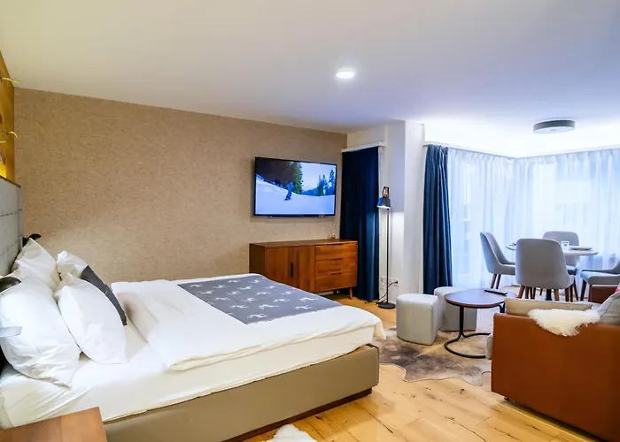 Wunderstay Alpine 203 Chic With Balcony, Mountain And View *